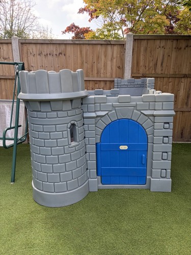 Little tikes castle playhouse - little,