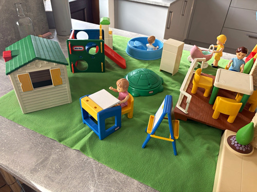 Little tikes dollhouse playset - little,